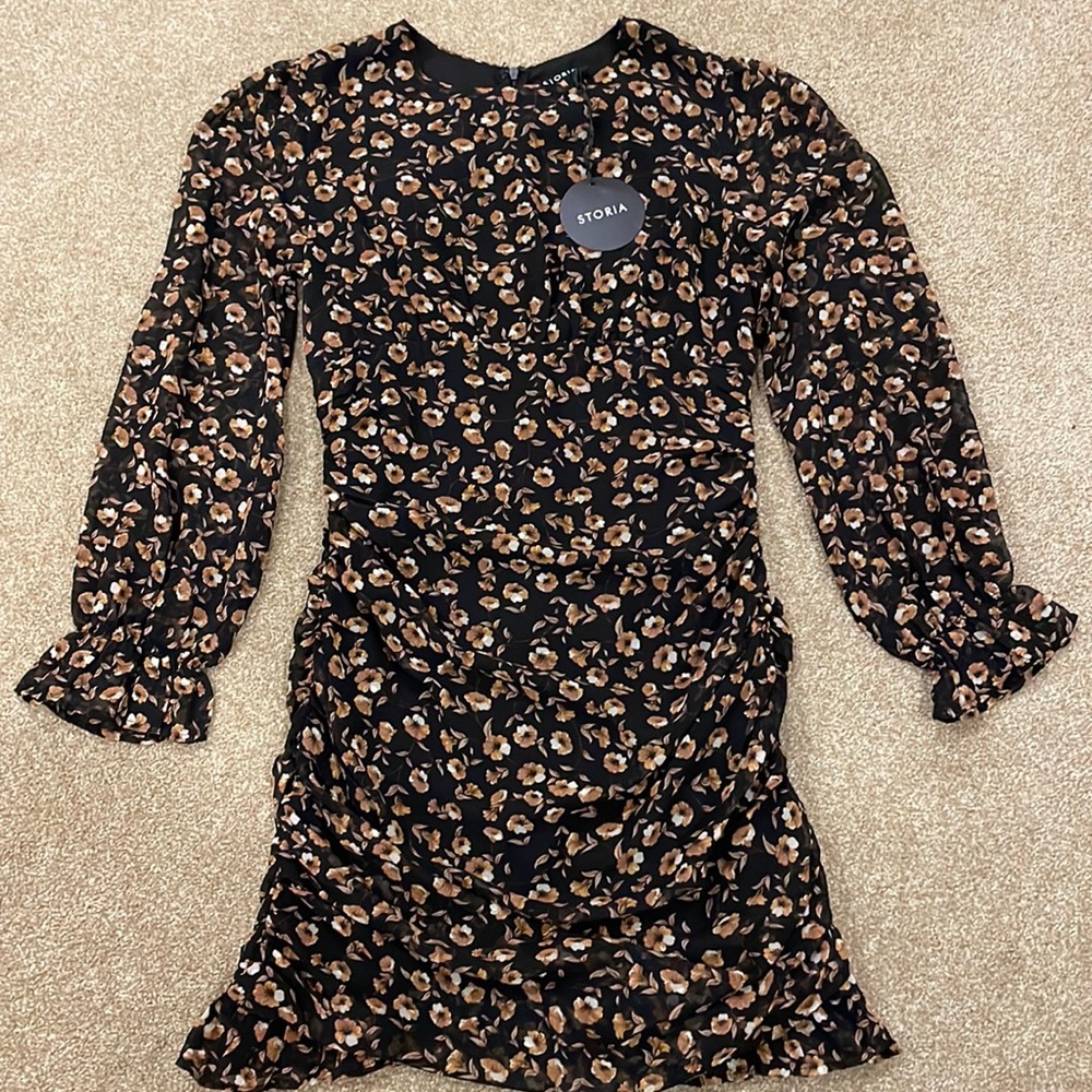 NWT Astoria Long Sleeve Black Floral Ruched Mini Dress